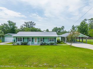1025 Shipp St, Waveland, MS 39576