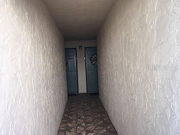 4th image of 1318 Moreland Dr Unit 103