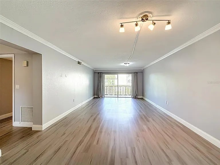 101 N Grandview St — Photo 13