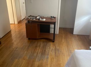 61-20 186th St, Fresh Meadows, NY 11365