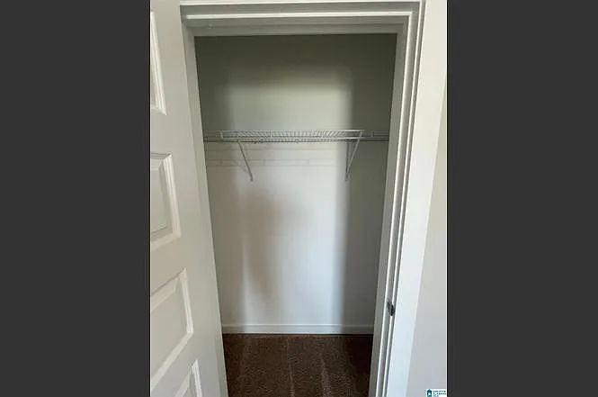 9047 Ivanhoe Dr — Photo 10