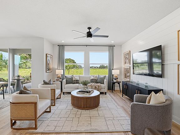 The Gaspar - Family Room