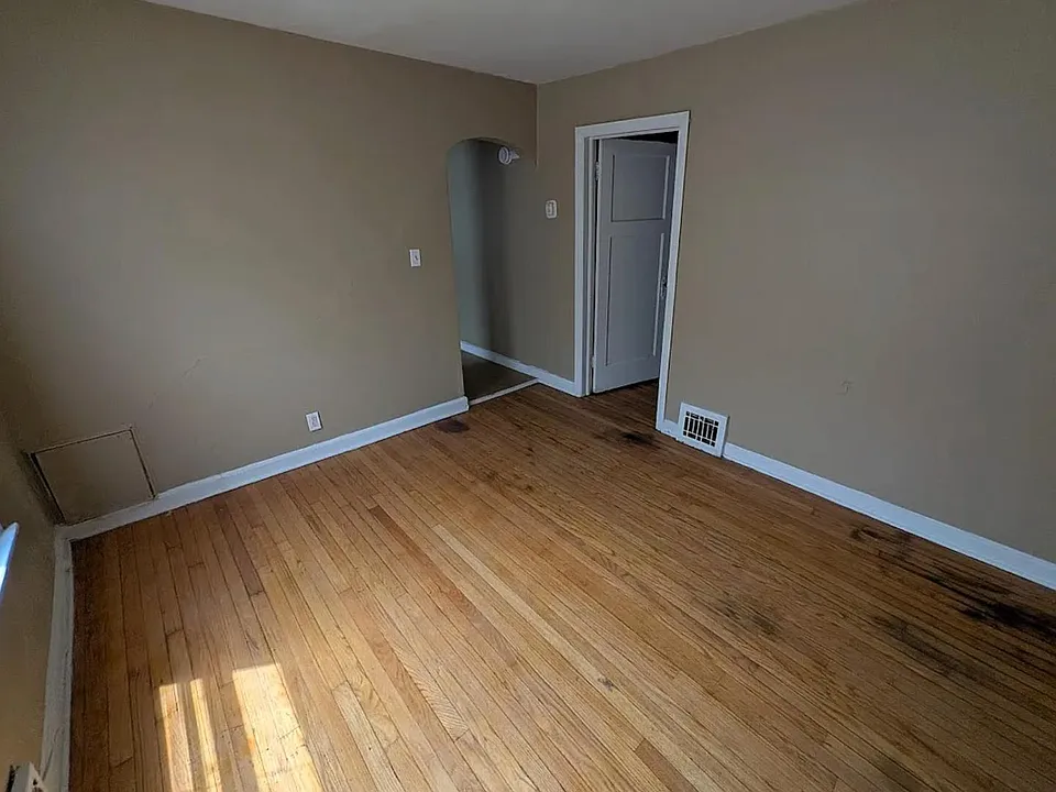 Unit Photo