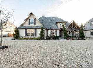 218 W 128th St S, Jenks, OK 74037