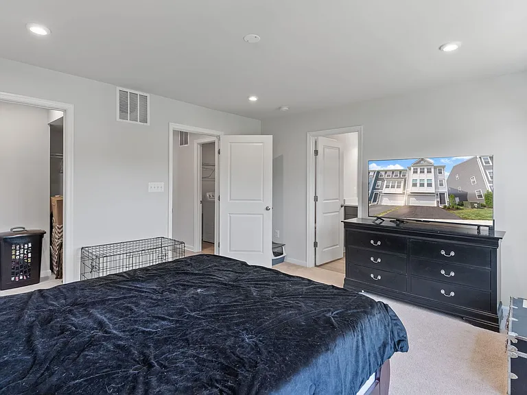 18277 Summit Pointe Dr — Photo 21