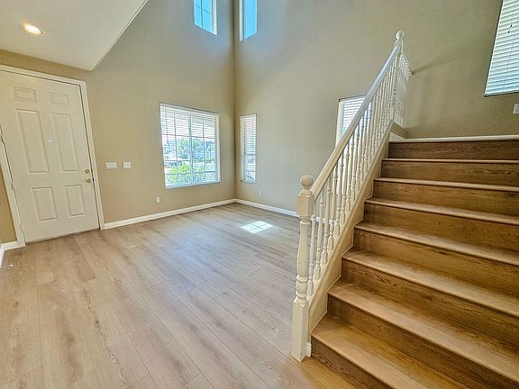 5th image of 6196 Glimmering Light Ave
