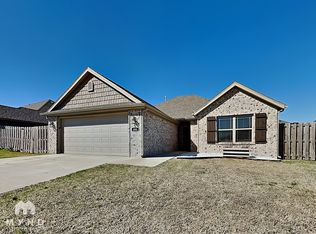 480 Holly St, Centerton, AR 72719