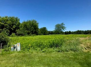 1320 Masters Ct, Lake Geneva, WI 53147