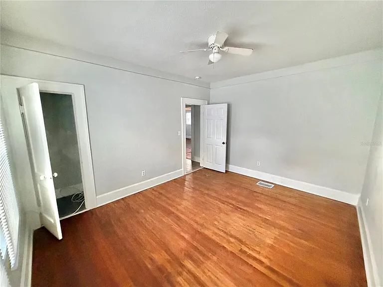 4700 10th Ave S — Photo 11