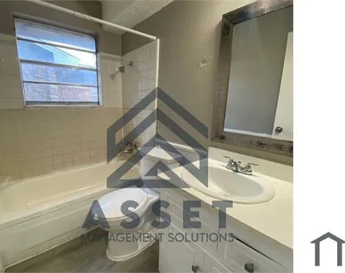1612 Melinda Ln — Photo 12