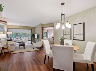 7942 Timber Lake Dr, Eden Prairie, MN 55347