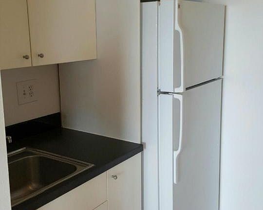 4th image of 1830 Columbia Pike APT 608