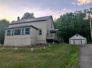 3 Valley View Ln, Mineville, NY 12956