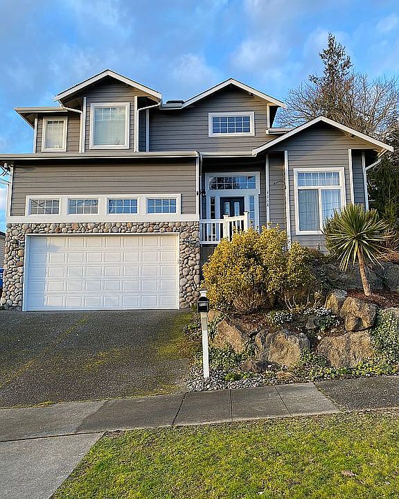 2nd image of 4118 SW Rose St