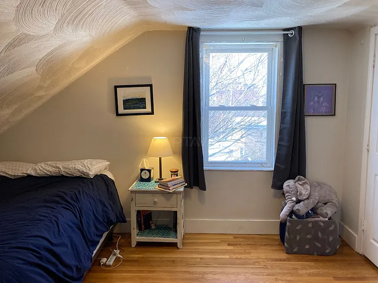 639 Somerville Ave #2 — Photo 2