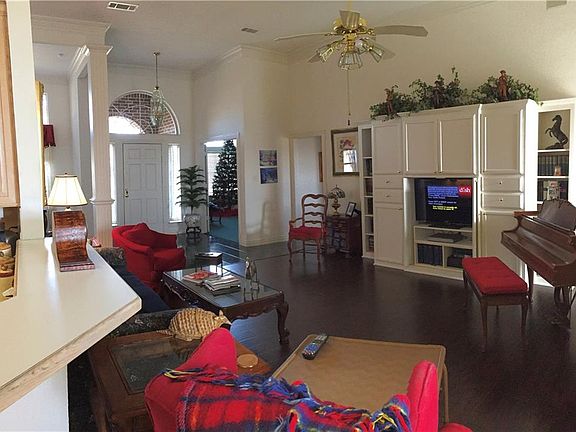 3rd image of 109 Watauga Dr