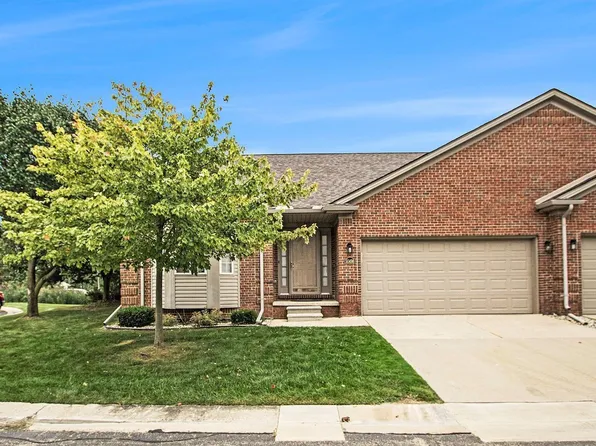 50498 Kayla Dr, New Baltimore, MI 48047