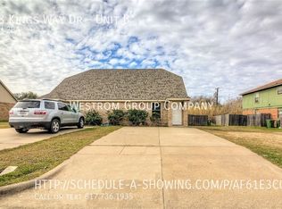 508 Kings Way Dr APT B, Mansfield, TX 76063