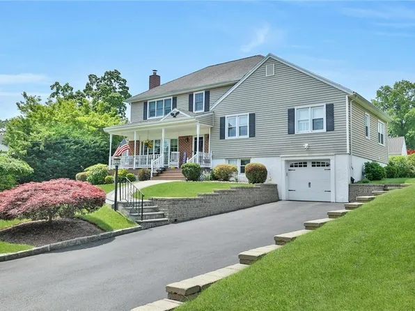 58 Laron Drive, New Rochelle, NY 10804