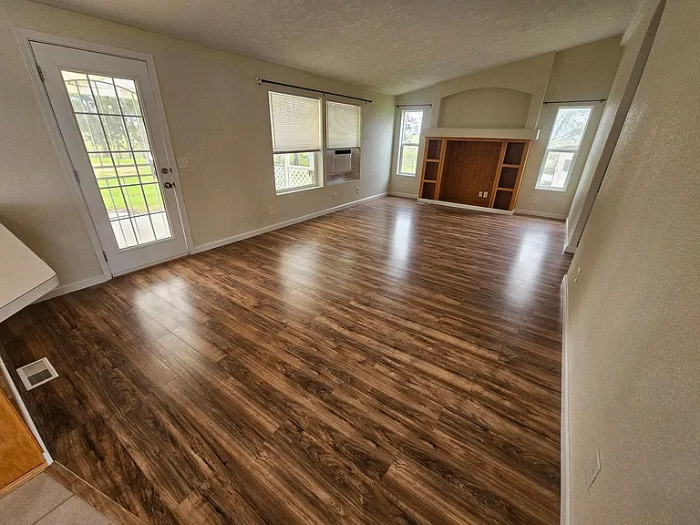 4655 Dawson Rd — Photo 8