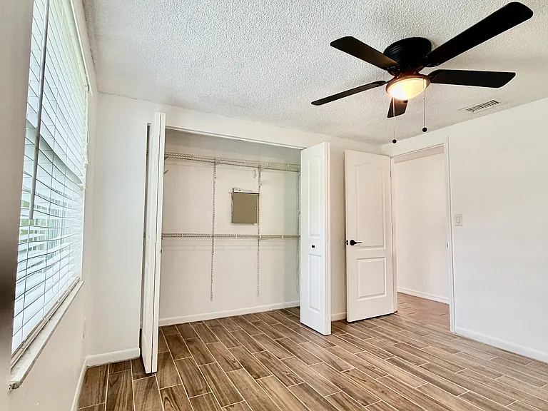 7201 Daggett Ter — Photo 16