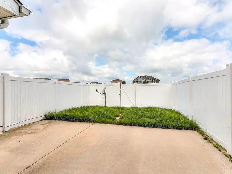 3436 Stoneway Ct — Photo 13