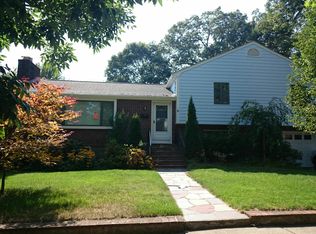 6 Audubon Dr, Newton, MA 02467