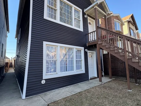 617 W 43rd Pl, Chicago, IL