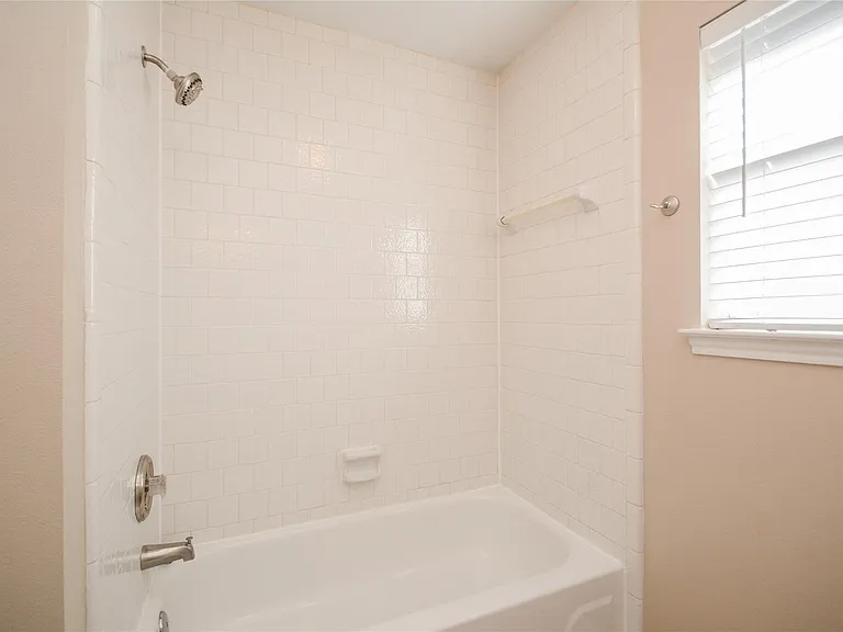 19635 Westbridge Ln — Photo 15