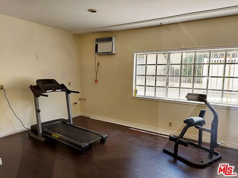 10475 Ashton Ave #201 — Photo 4