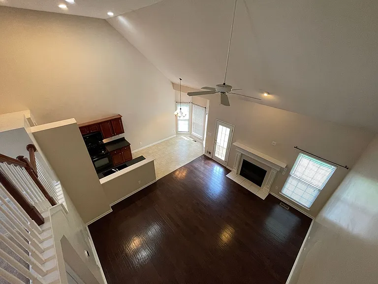 321 Arlington Meadows Dr — Photo 19