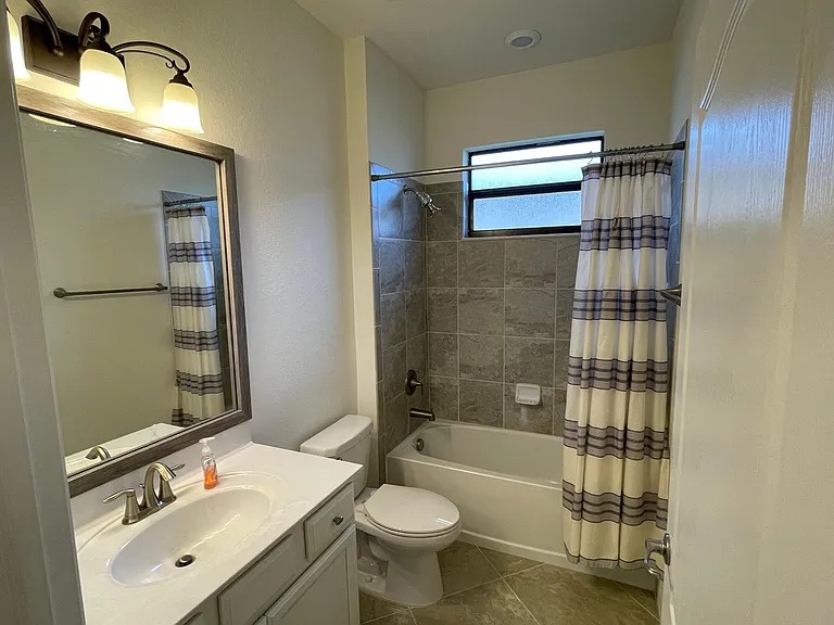 9353 Glenforest Dr — Photo 12