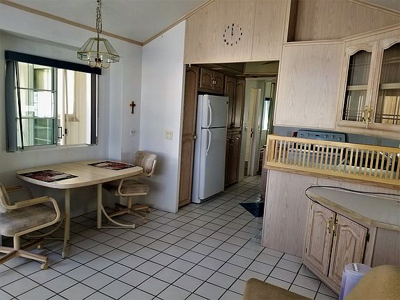 4th image of 7201 E 32nd St #100