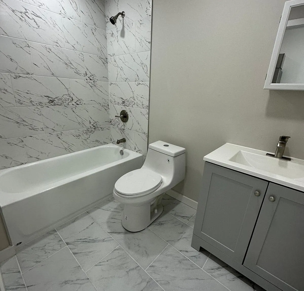 Studio, 600 sqft, $1,000 — Photo 3