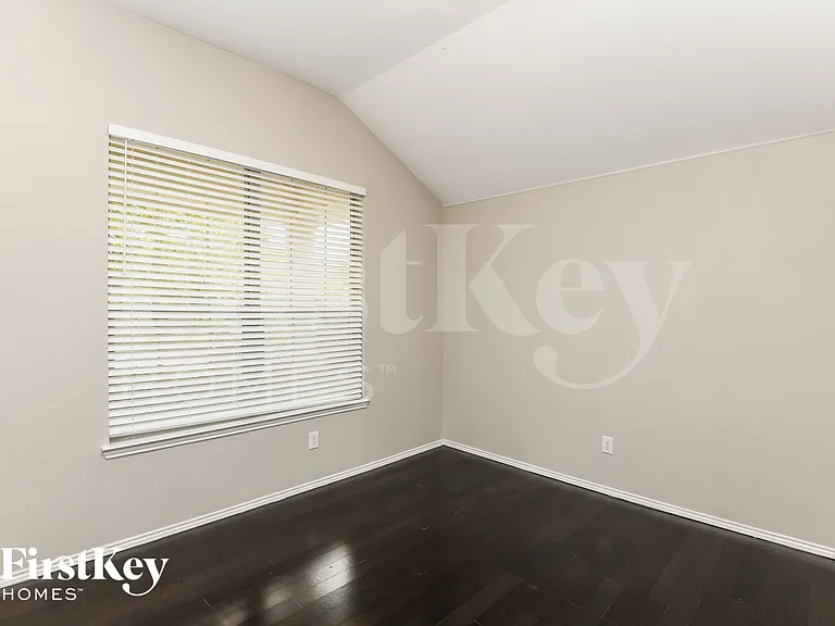 10408 Bradshaw Dr — Photo 14