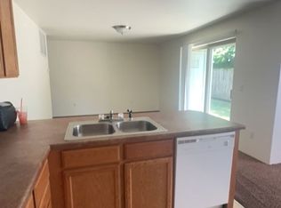6909-1t - 2162 Crater Lake Ave #A-D, Medford, OR 97504