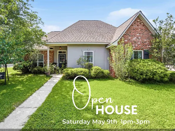 2047 Falconcrest Dr, Denham Springs, LA 70726