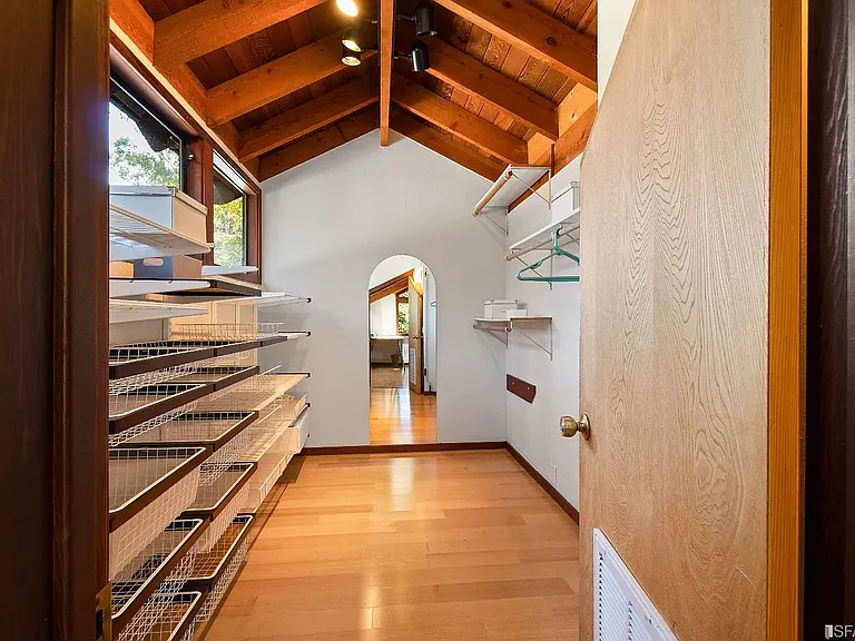 7068 Sayre Dr — Photo 15