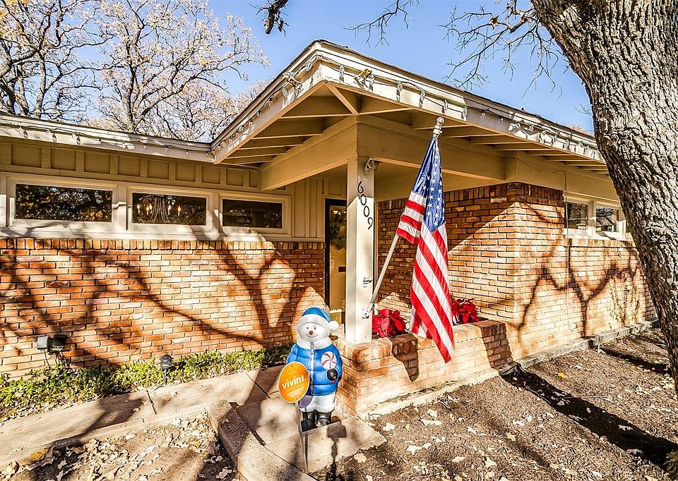 1st image of 6009 Monterrey Dr