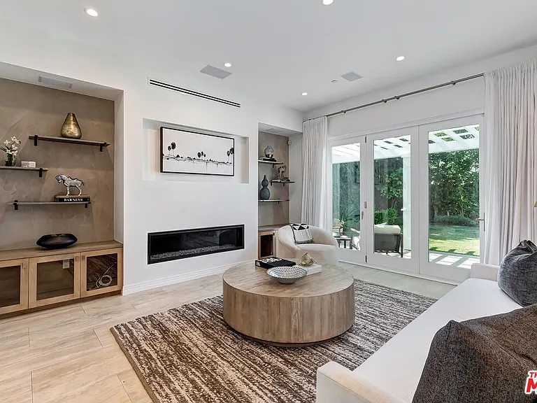 9767 Monte Mar Dr — Photo 24