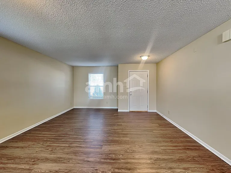 3110 Brandenburg Dr — Photo 7