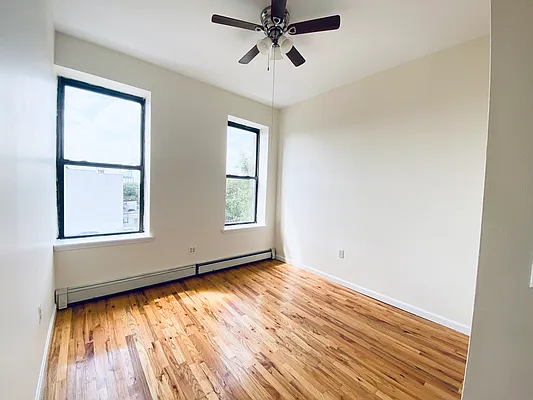 Rented by Compass | media 7