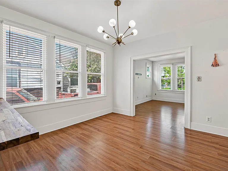 2519 Stevens St — Photo 16