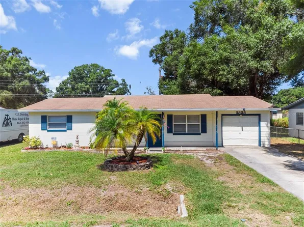 2525 Edmond Cir, Auburndale, FL 33823