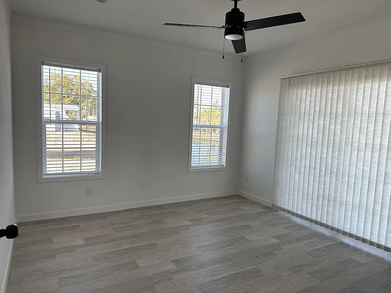 5646 Blue Harbor Dr #324 — Photo 11