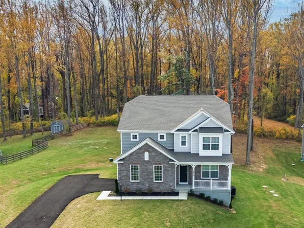 7817 Holston Ln, Broad Run, VA 20137