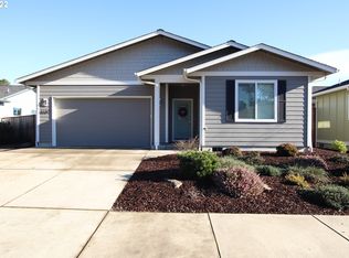 4140 Nandina Dr, Florence, OR 97439