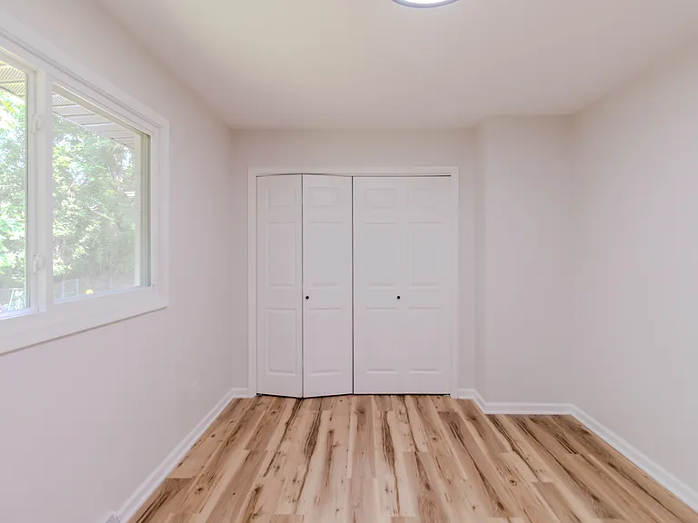 6530 E 3rd Ave — Photo 36