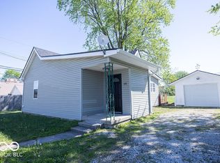 108 N Summit St, Summitville, IN 46070