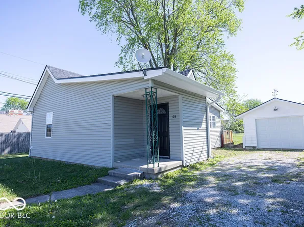 108 N Summit St, Summitville, IN 46070